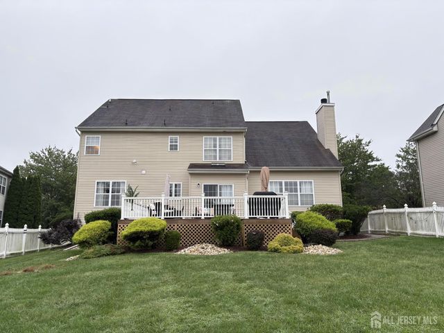 3 Treetops Circle, Princeton, NJ 08540