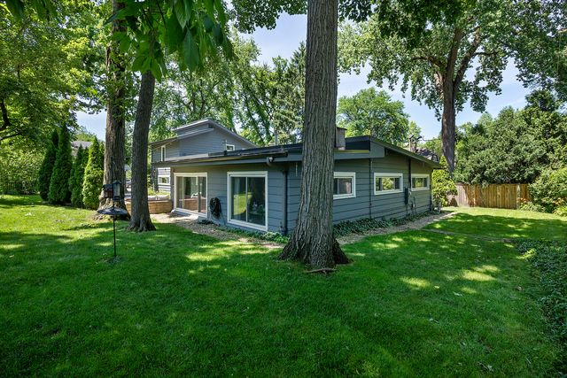 645 Indian Road, Glenview, IL 60025
