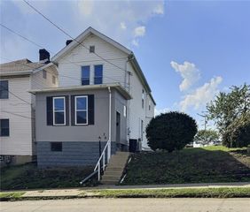 20/22 Division St, City Of Greensburg, PA 15601