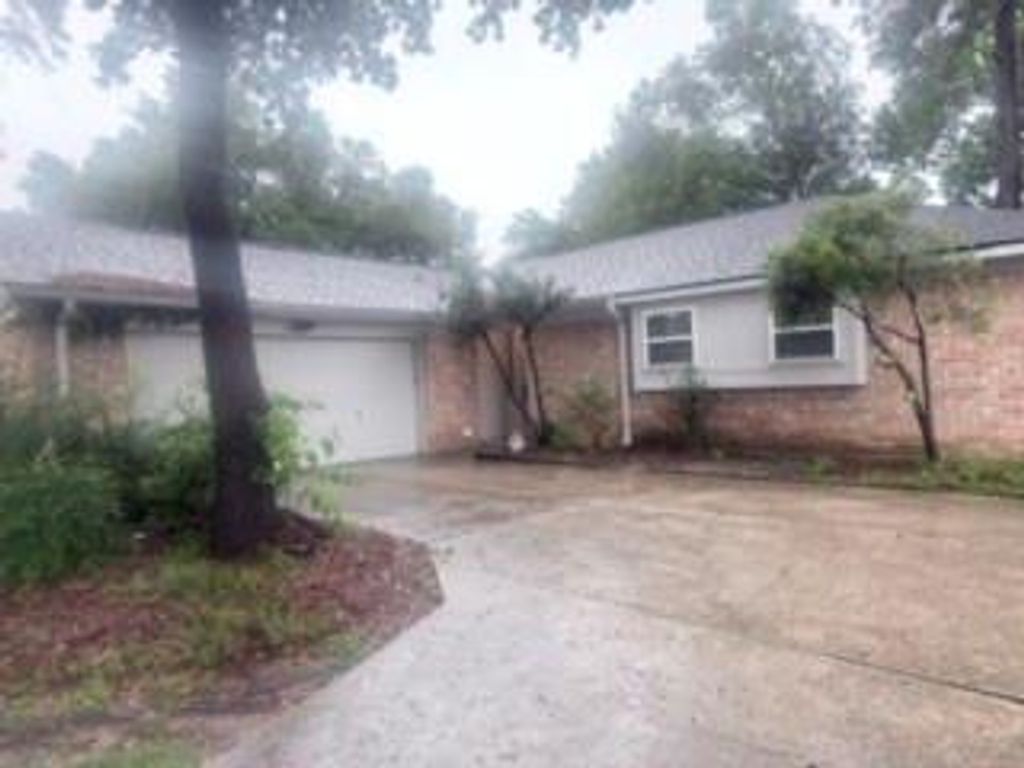 23918 Farm Hill Road, Spring, TX 77373
