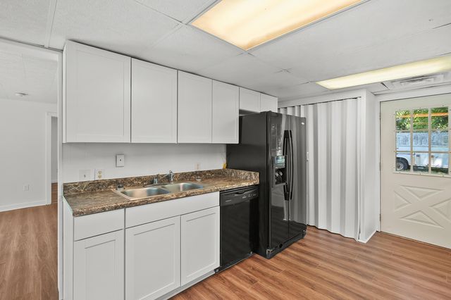164 Mccollum, Galesburg, MI 49053