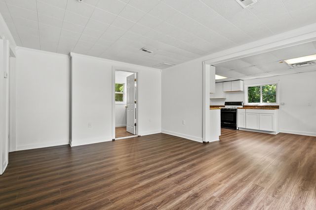 164 Mccollum, Galesburg, MI 49053