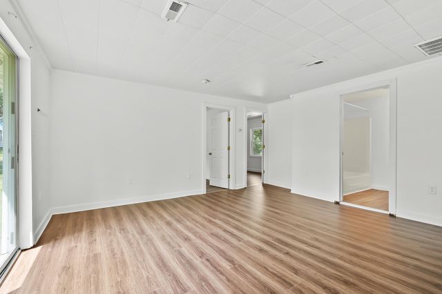 164 Mccollum, Galesburg, MI 49053
