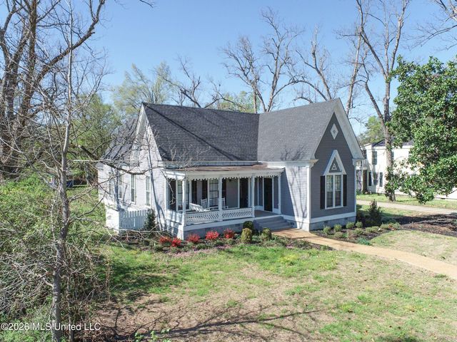 201 Boothe Street, Batesville, MS 38606