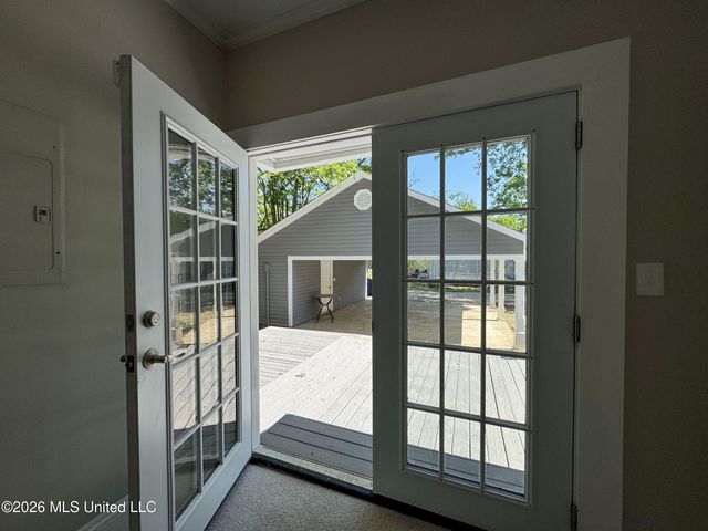 201 Boothe Street, Batesville, MS 38606