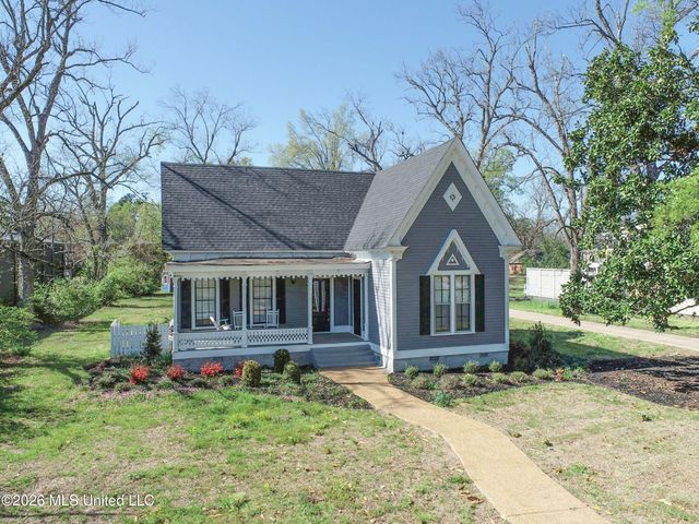 201 Boothe Street, Batesville, MS 38606