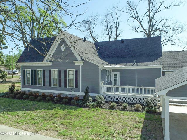 201 Boothe Street, Batesville, MS 38606