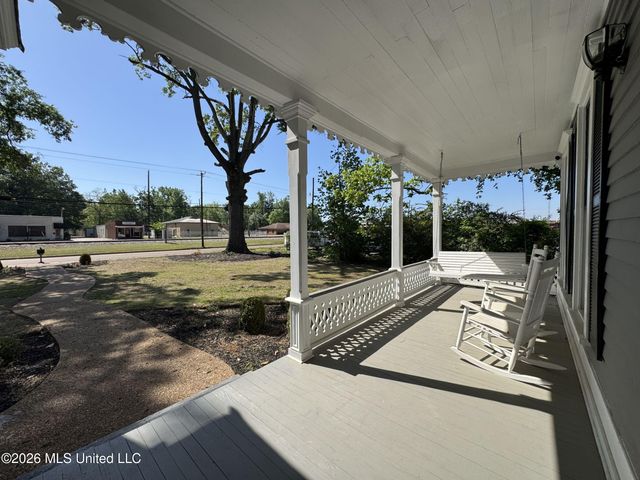 201 Boothe Street, Batesville, MS 38606