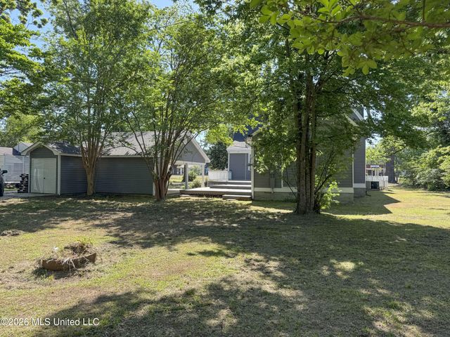 201 Boothe Street, Batesville, MS 38606