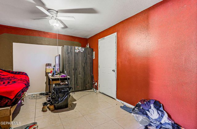 501 S 8th Street, Anthony, TX 79821