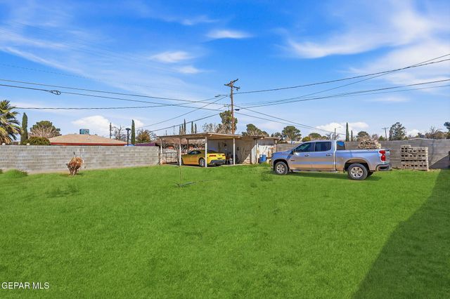 501 S 8th Street, Anthony, TX 79821