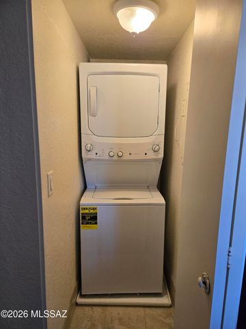 7940 E Colette Cir Unit 122, Tucson, AZ 85710