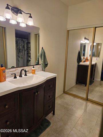 7940 E Colette Cir Unit 122, Tucson, AZ 85710