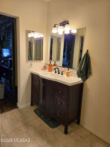 7940 E Colette Cir Unit 122, Tucson, AZ 85710