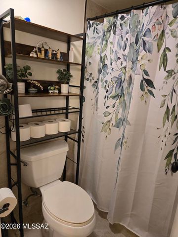 7940 E Colette Cir Unit 122, Tucson, AZ 85710