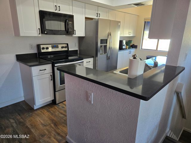 7940 E Colette Cir Unit 122, Tucson, AZ 85710