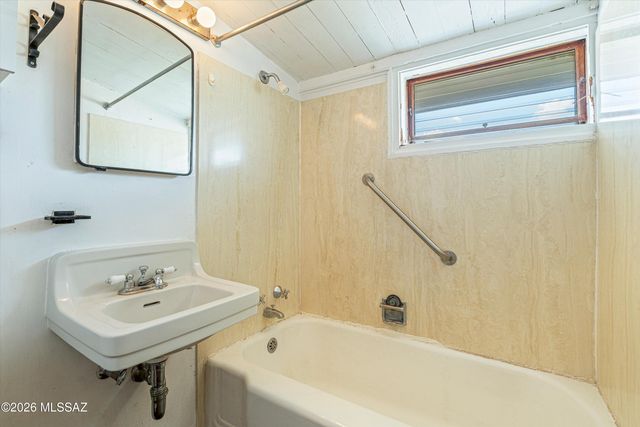 3464 E Vía Guadalupe, Tucson, AZ 85716