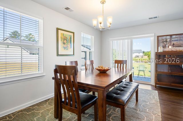 664 Ridgeland Lakes Dr, Ridgeland, SC 29936