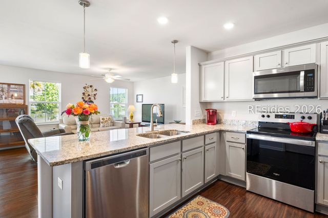 664 Ridgeland Lakes Dr, Ridgeland, SC 29936