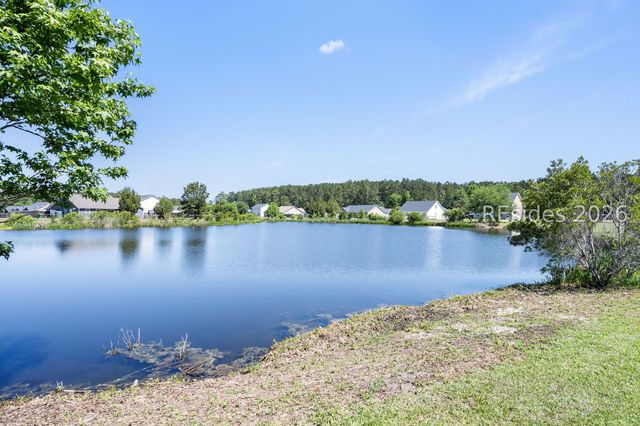 664 Ridgeland Lakes Dr, Ridgeland, SC 29936