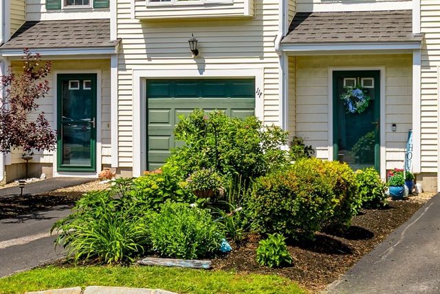 11 Partridge Ln B, Salisbury, MA 01952