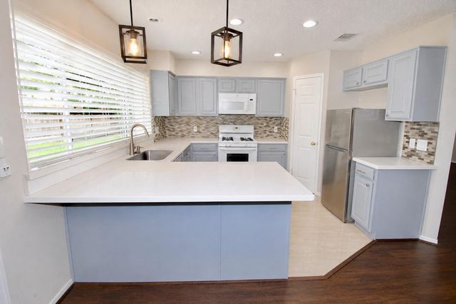 4515 Texas Trail, Sugar Land, TX 77479
