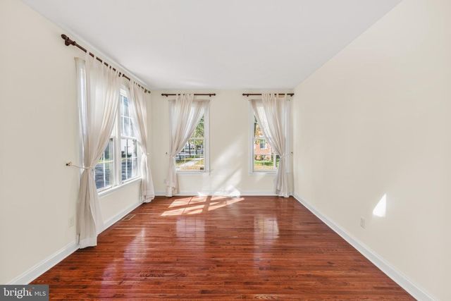 102 BURNET CRES, Robbinsville, NJ 08691