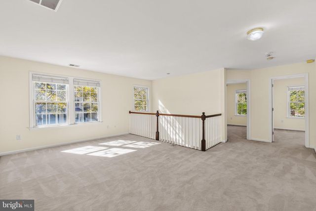 102 BURNET CRES, Robbinsville, NJ 08691