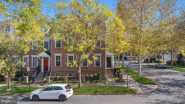 102 BURNET CRES, Robbinsville, NJ 08691