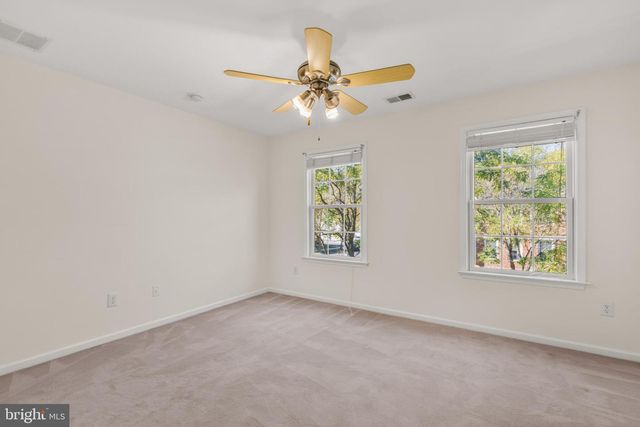 102 BURNET CRES, Robbinsville, NJ 08691