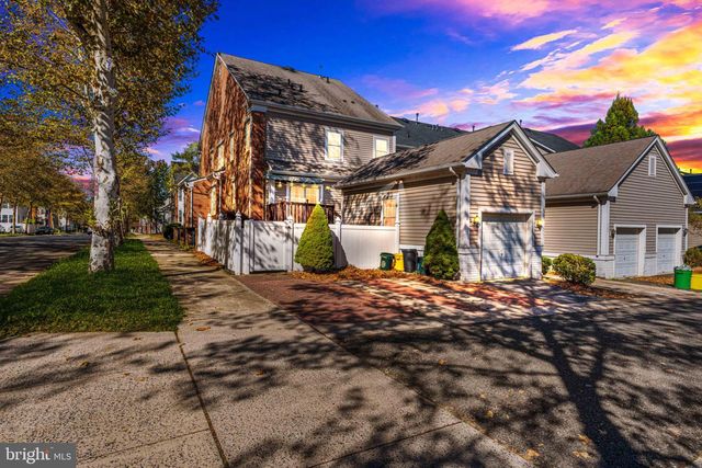 102 BURNET CRES, Robbinsville, NJ 08691