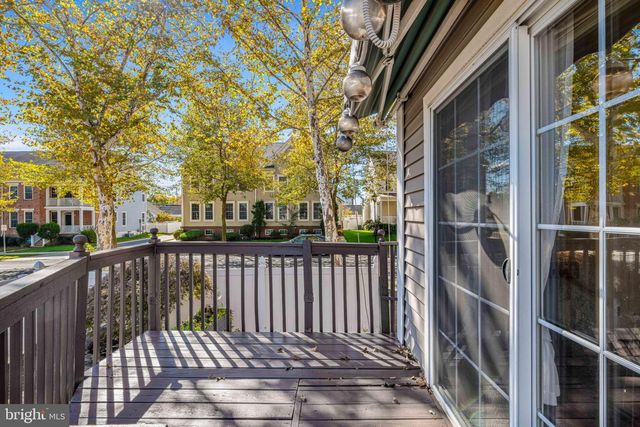 102 BURNET CRES, Robbinsville, NJ 08691