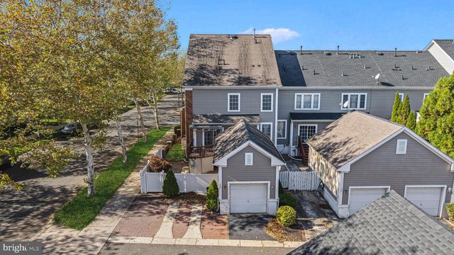 102 BURNET CRES, Robbinsville, NJ 08691