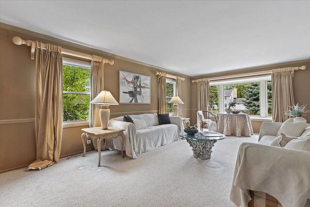 1825 Jean Marie COURT, Brookfield, WI 53005