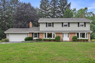 1825 Jean Marie COURT, Brookfield, WI 53005