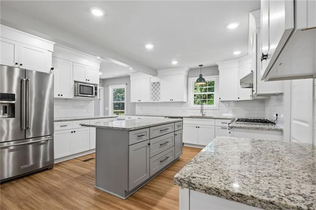 6113 Grant Ford Road, Gainesville, GA 30506