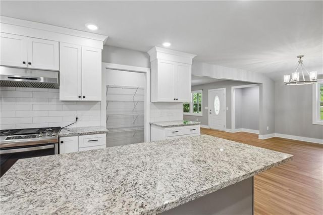 6113 Grant Ford Road, Gainesville, GA 30506