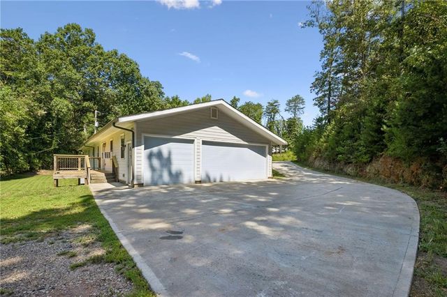 6113 Grant Ford Road, Gainesville, GA 30506