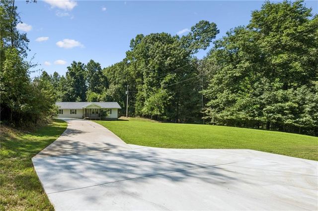 6113 Grant Ford Road, Gainesville, GA 30506