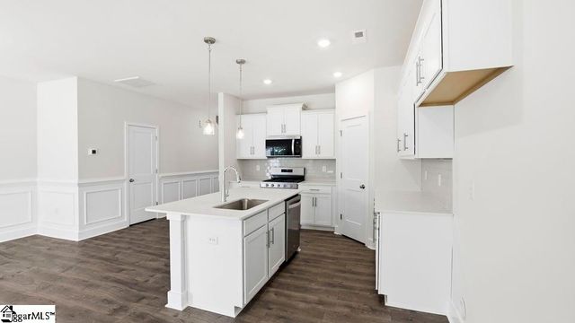 612 Jules Lane, Moore, SC 29369