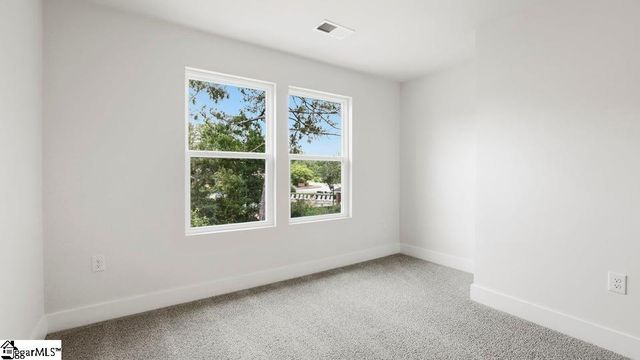 612 Jules Lane, Moore, SC 29369