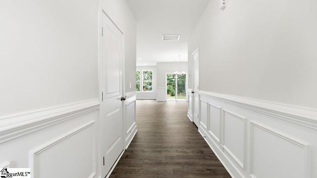 612 Jules Lane, Moore, SC 29369