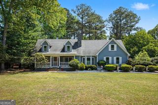 180 Roxboro Court, Fayetteville, GA 30215