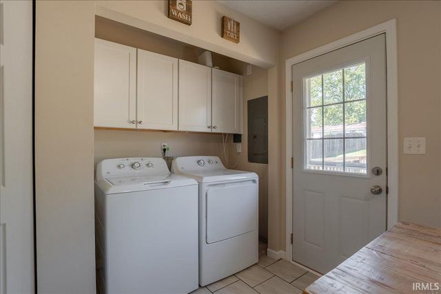 518 Gun Powder Lane, Evansville, IN 47711
