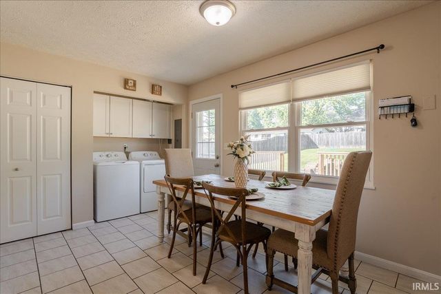 518 Gun Powder Lane, Evansville, IN 47711