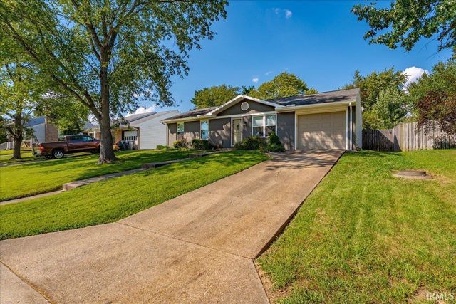 518 Gun Powder Lane, Evansville, IN 47711
