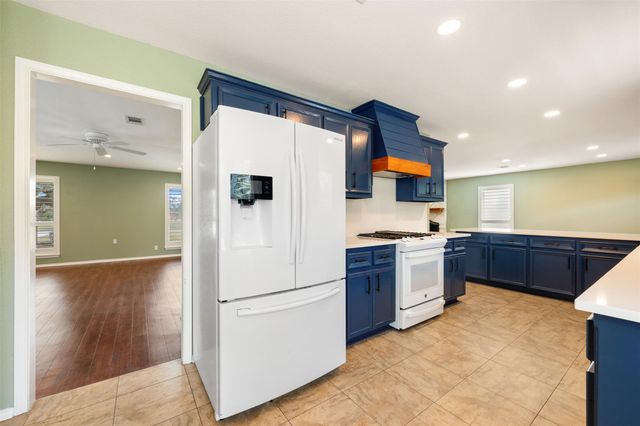 104 Sunset RD, Georgetown, TX 78633