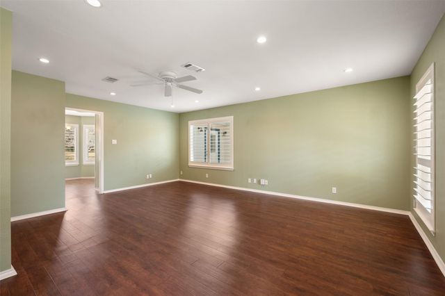 104 Sunset RD, Georgetown, TX 78633