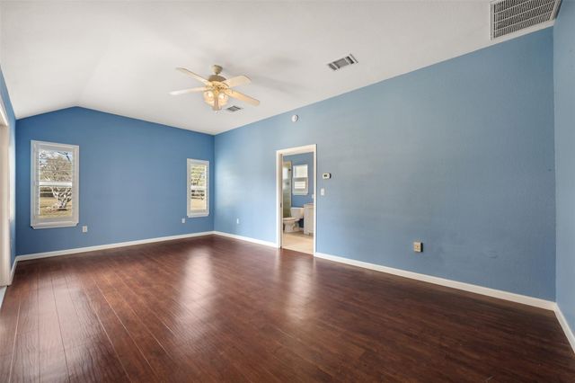 104 Sunset RD, Georgetown, TX 78633