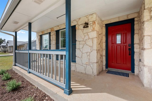104 Sunset RD, Georgetown, TX 78633